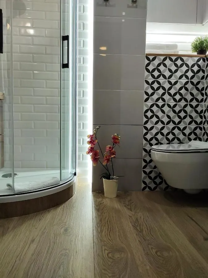 Cozy And Great Location By Cooee Apartments Warsaw