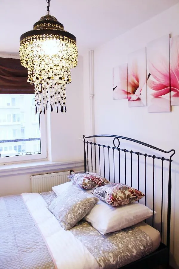 Cozy And Great Location By Cooee Apartments Warsaw